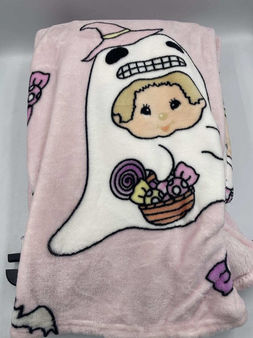 NEW Monchhichi Halloween Ghosts Soft Plush Throw Blanket 50x70